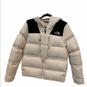 Women’s North Face Puffer jacket NEW